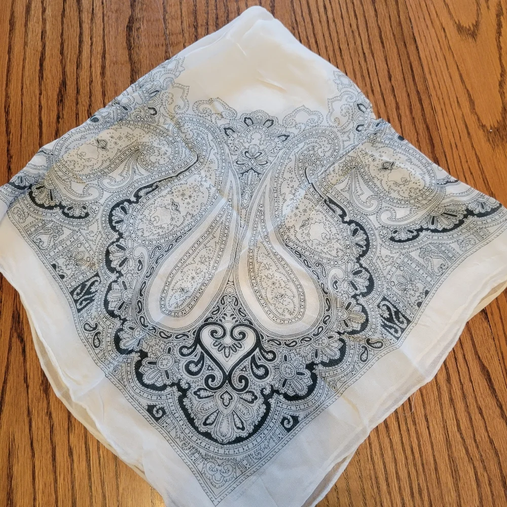 Vintage Scarf ~ Black & Cream Tone Paisley ~ Retro ~ Blemishes FINAL PRICE